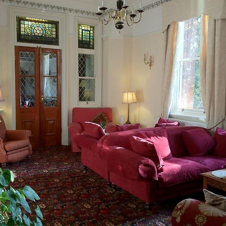 Отель Ascot House Йорк Экстерьер фото